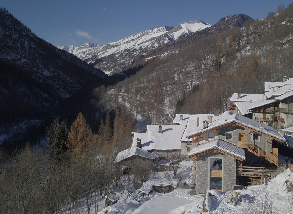 Hotel Delfin Dal Pianhol à Châteaudauphin Extérieur photo